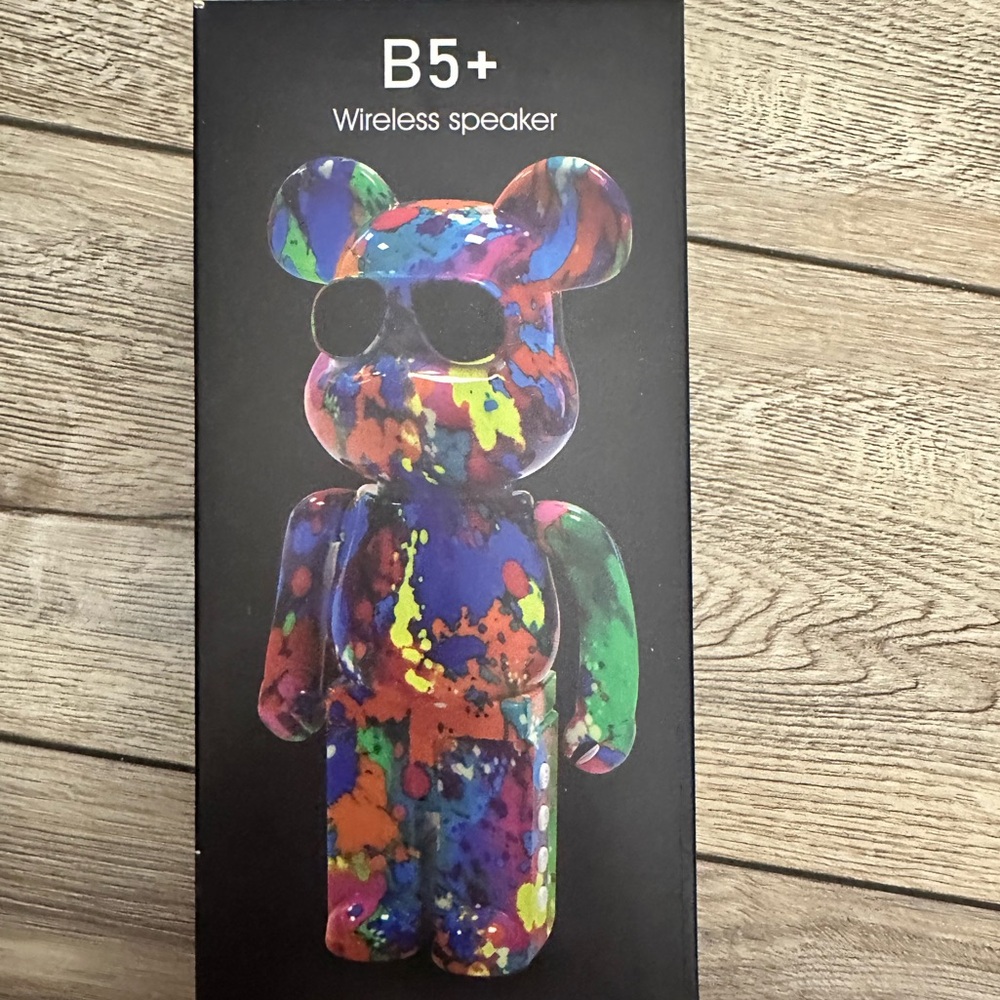 B5+ Wireless Speaker - bearbrick graffiti